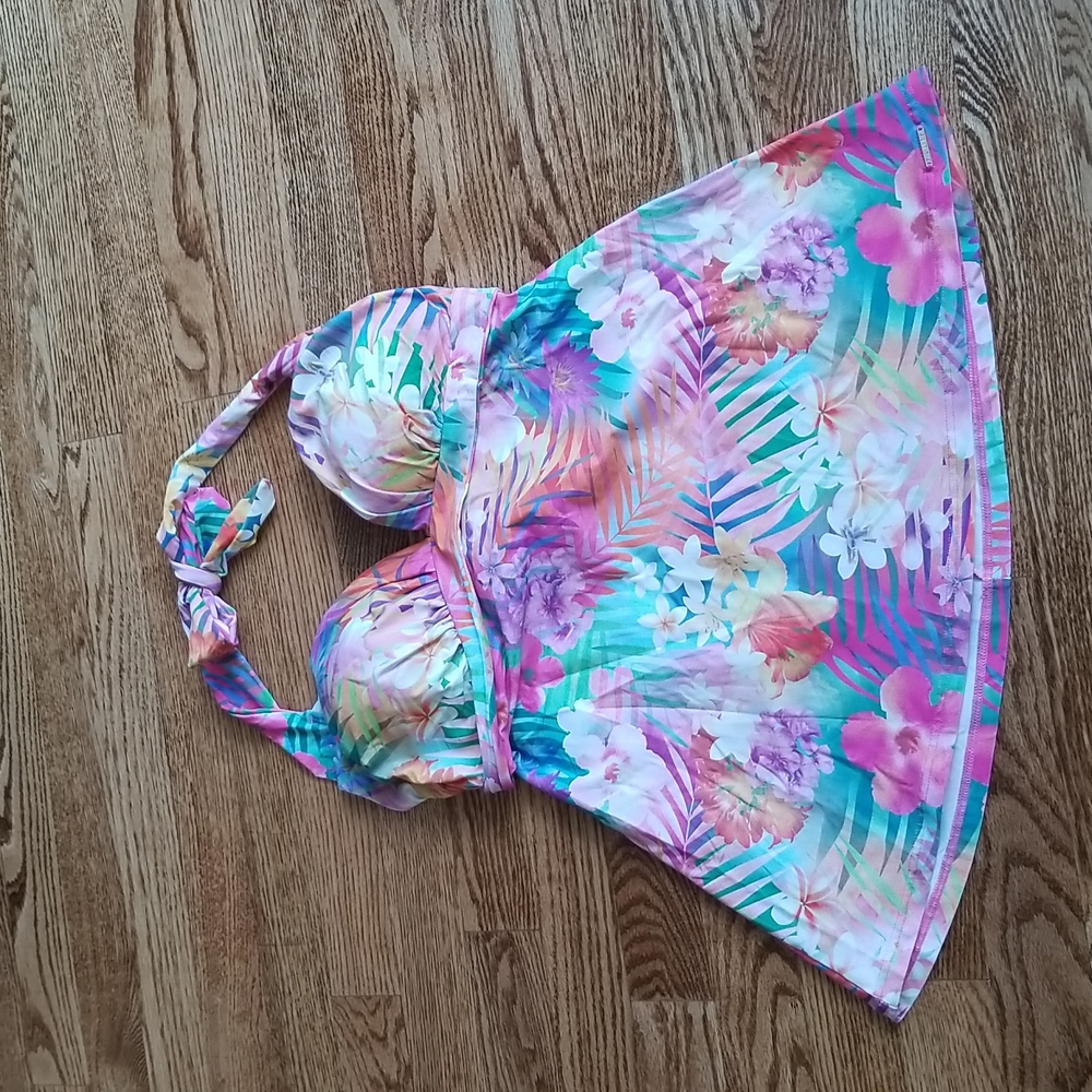 (8) Azura Australia Floral Palm Print Pastel Tankini  Beach Summery Feminine